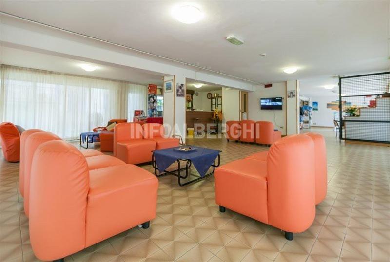 Hotel Paradiso Ріміні Екстер'єр фото