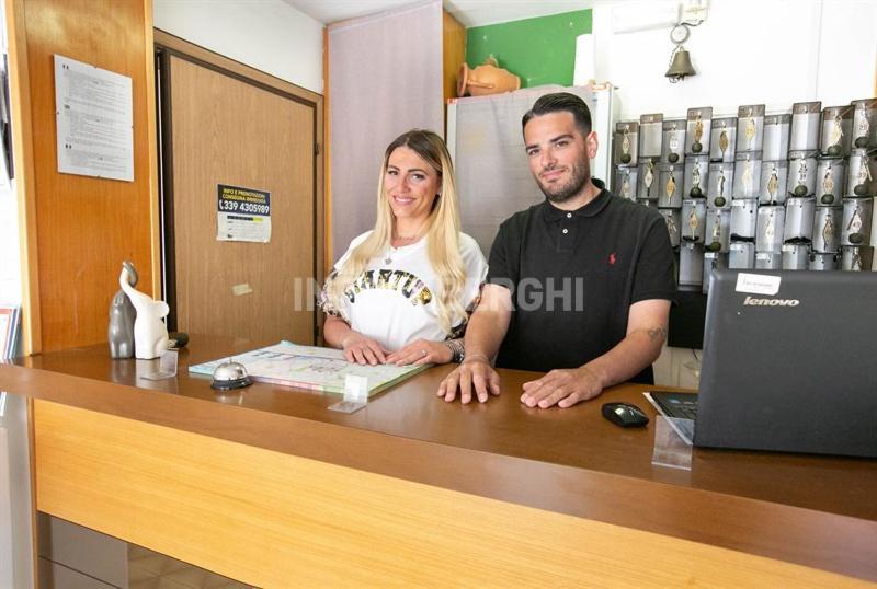 Hotel Paradiso Ріміні Екстер'єр фото
